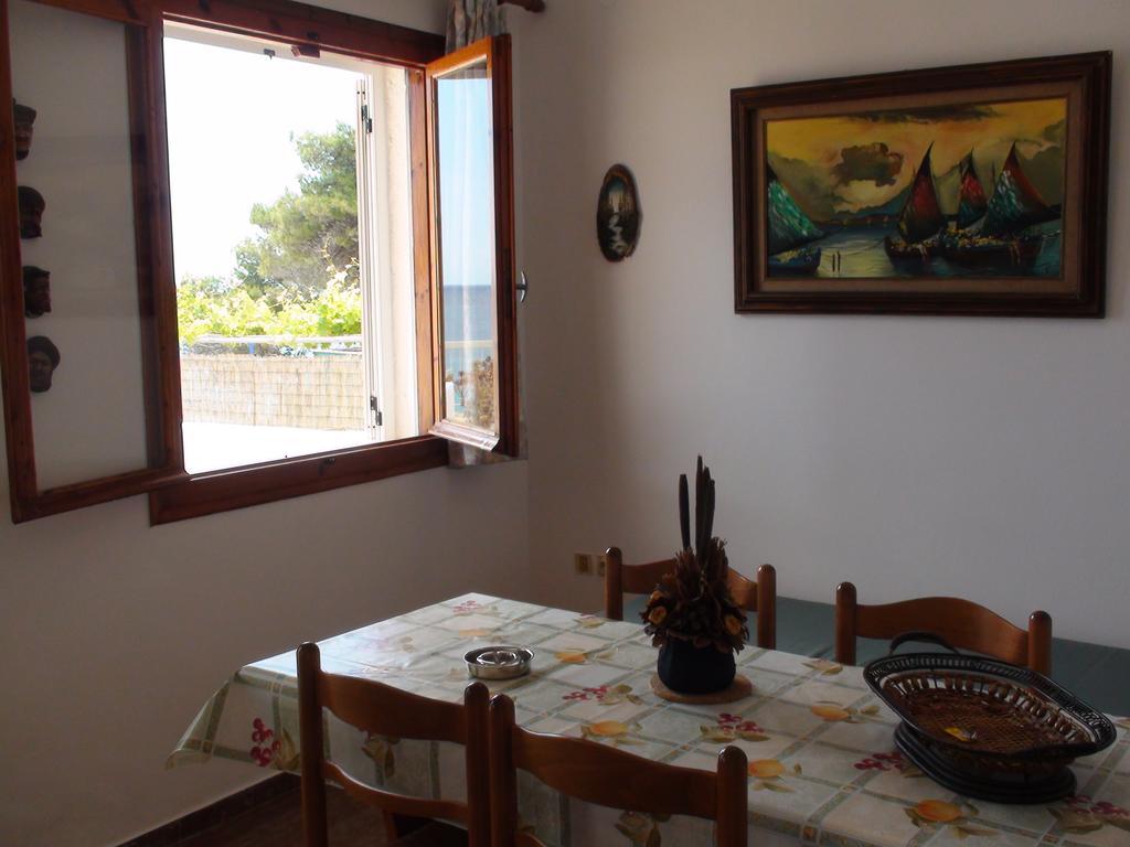 Constantinos Apartments Lászi Kültér fotó